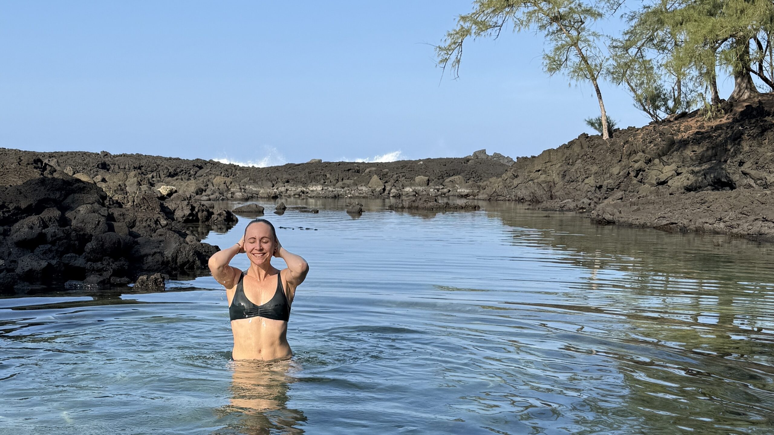 Jasmin in Hawaii — movement in nature